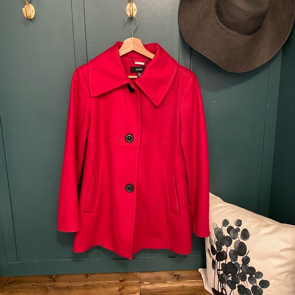 Red Peacoat in Small - Picture 2 of 12
